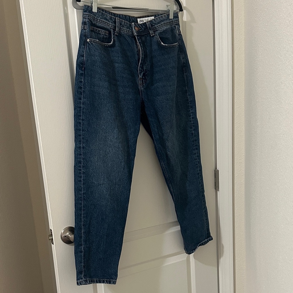 Zara Women’s Blue Jeans